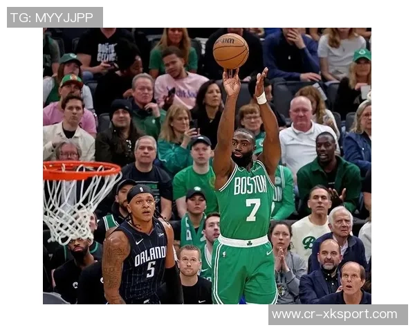 布朗坦言为球队争冠付出巨大牺牲期待大家重新认识我的实力与价值